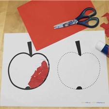  Tip pro rodiče: Stříháme a lepíme papírky do jablíčka  K procvičování jemné motoriky a vlepování do obrázku se hodí také kousky klasického barevného papíru. Nastříhané kousky vlepujte třeba do obrázku s jablíčky. 